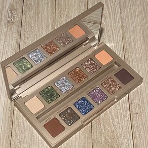 Urban Decay Stoned Vibes Palette